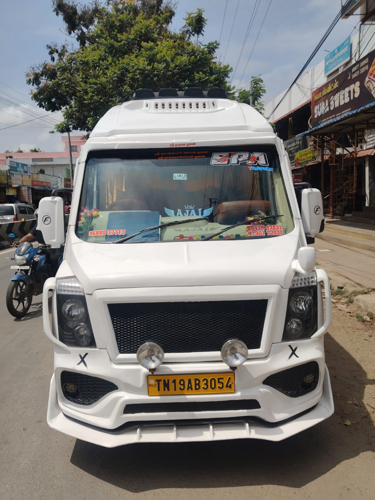 Tempo Traveller cab in Tiruppur